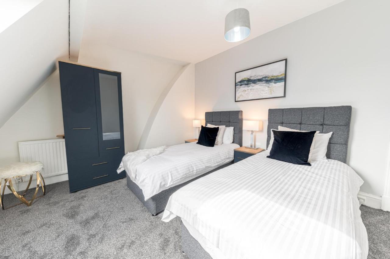 Ferienwohnung Stylish Luxury Large 4Br Kingbed Barrow-in-Furness Exterior foto